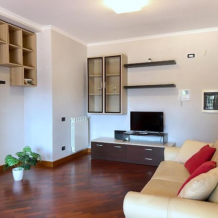 Sun Nest Apartment - Terrace & Garage Fiumicino Eksteriør billede