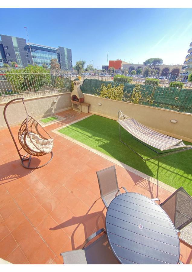 Sun Nest Apartment - Terrace & Garage Fiumicino Eksteriør billede